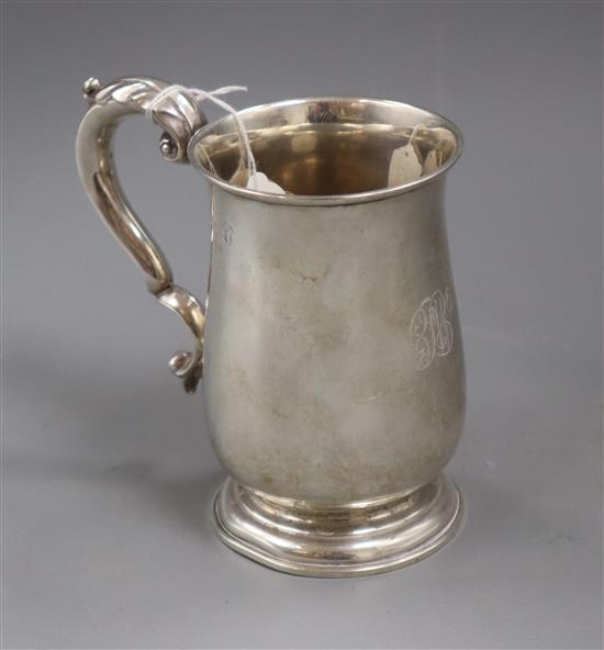 A George V silver mug, Blackmore & Fletcher Ltd, London, 1935, 10 oz.